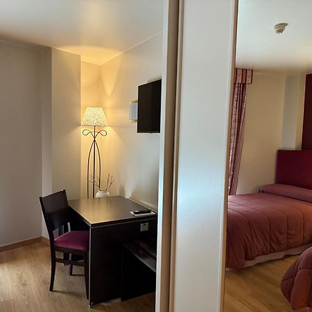 Hotel Bouza 리바데오 외부 사진